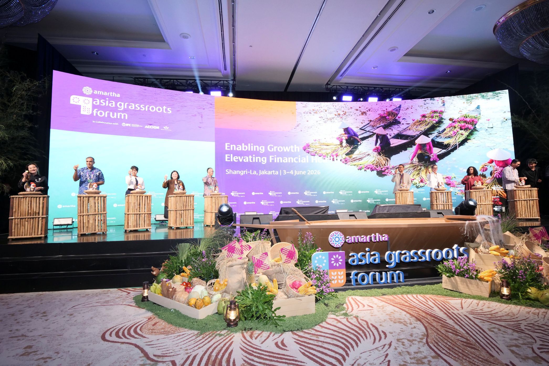 Foto 2 - Peresmian “Indonesian Coalition for Financial Health”.png.jpg